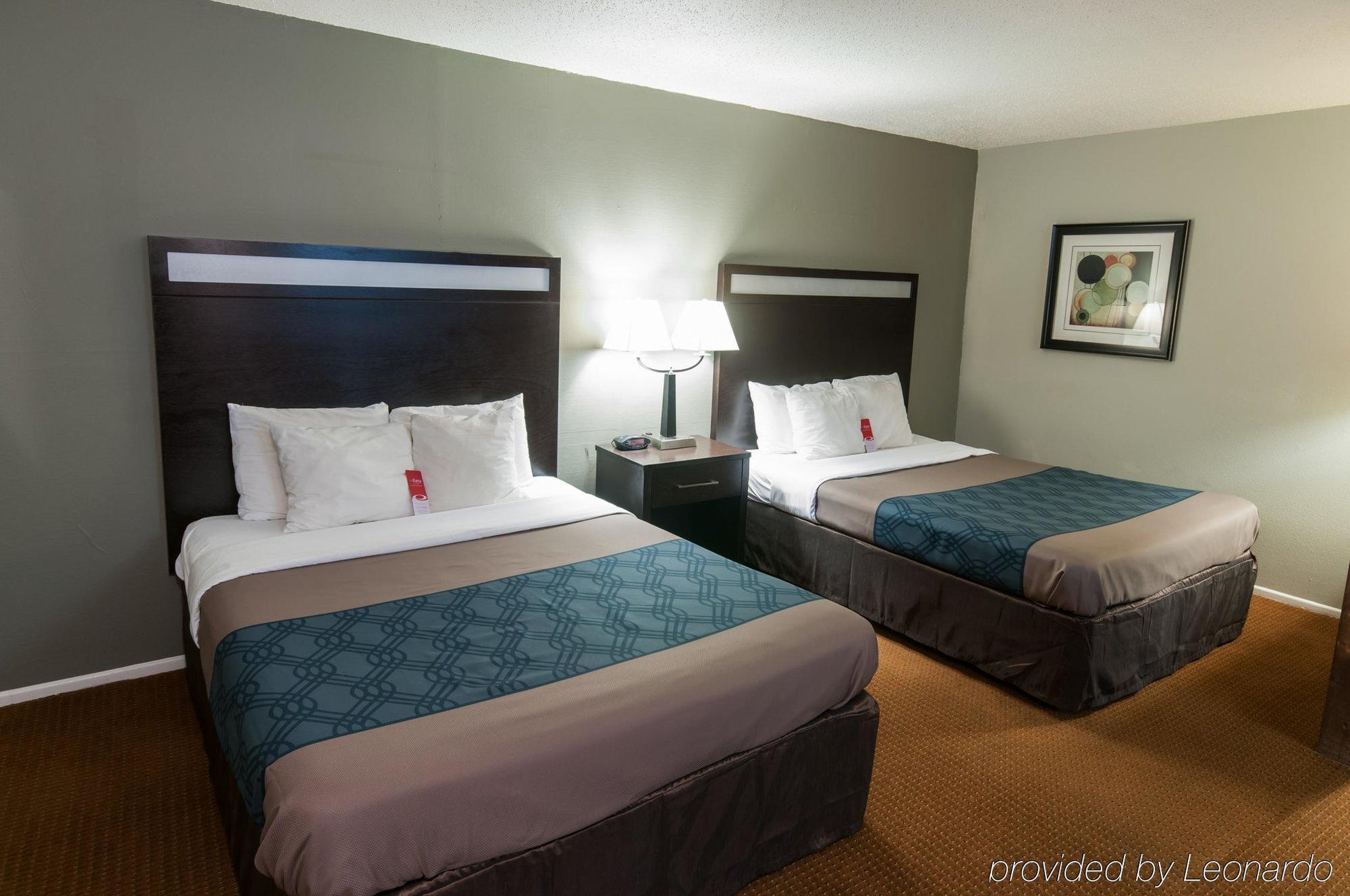 Econo & Hotel 2*