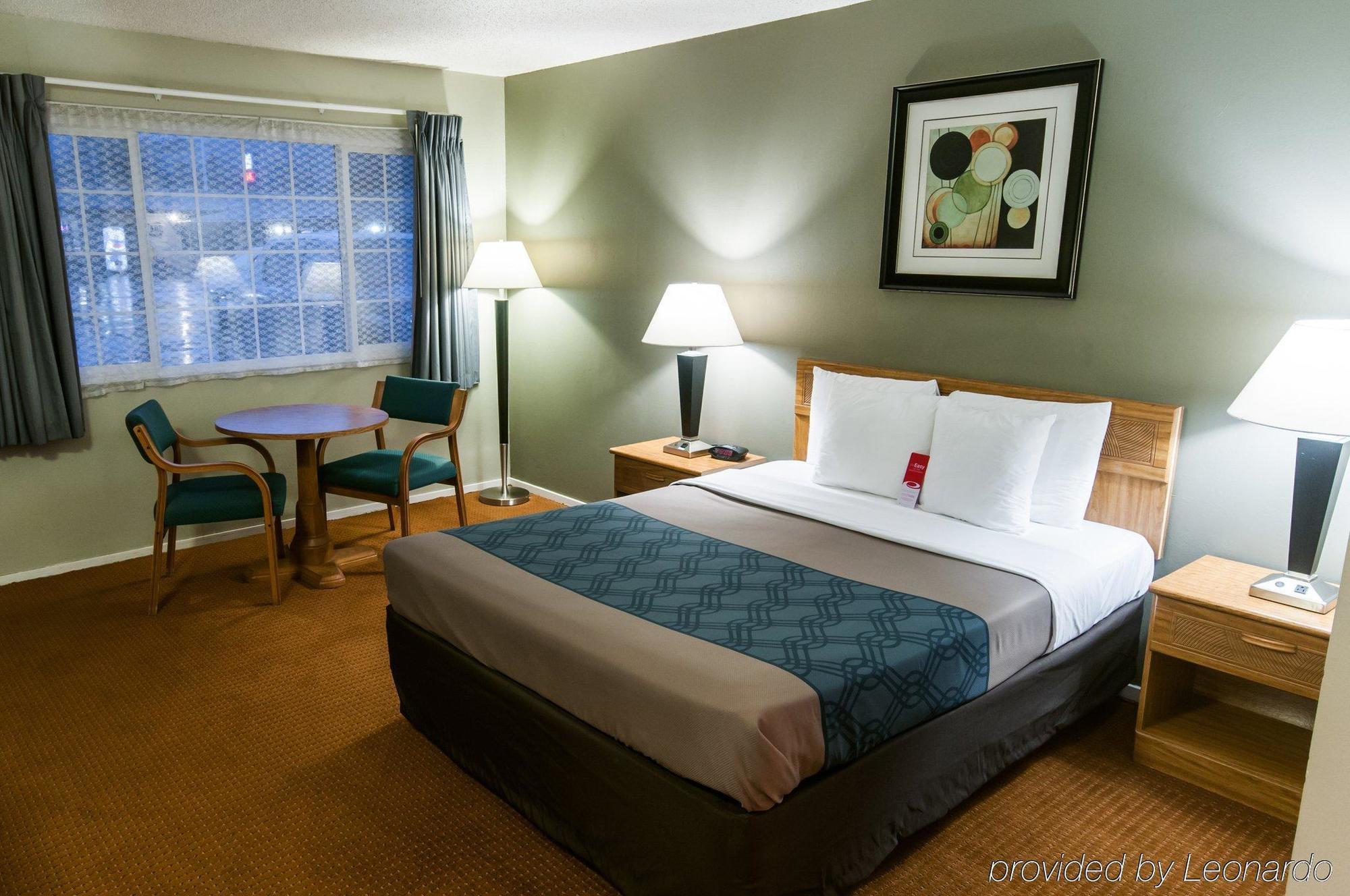 Econo & Hotel 2*