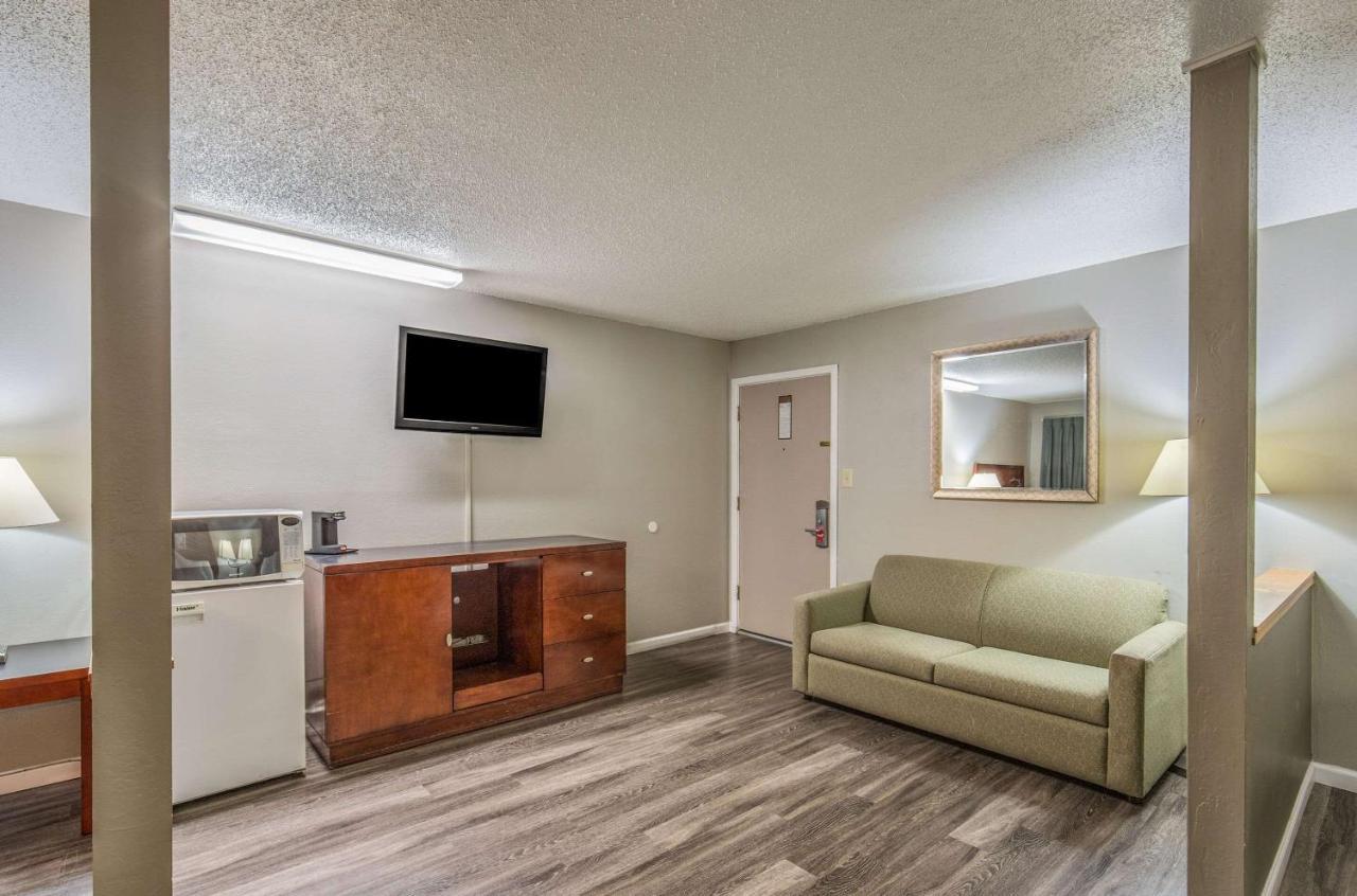 Hotel Econo Yreka